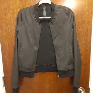 Lightweight jacket